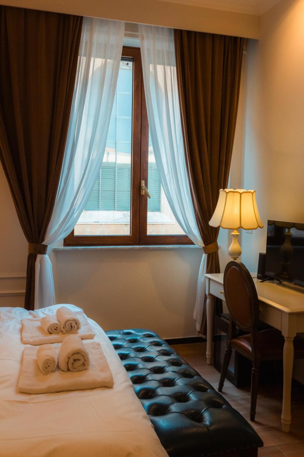 Modi Hotel リヴォルノ エクステリア 写真